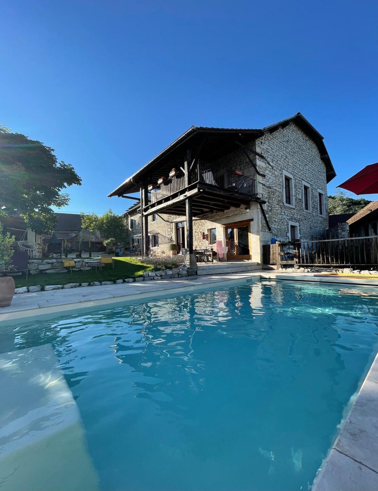 Le Clos Bo-M Marignieu Exterior photo